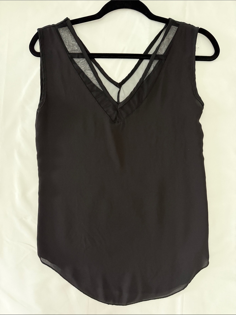 Women's V-Neck Mesh Strap Camisole - Black